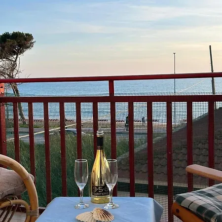 Apartament Fronte Mare *